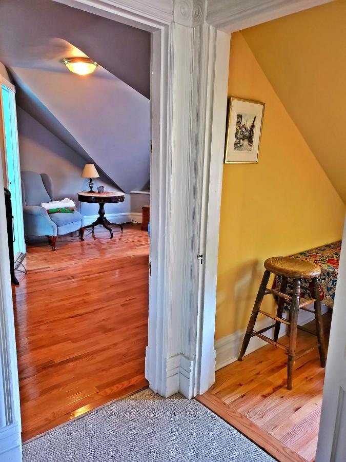 Point Breeze Bed and breakfast